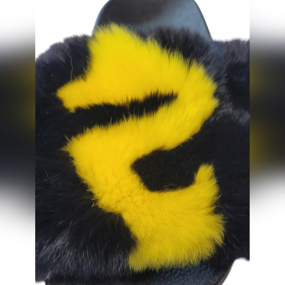 Cape Robbin Slides Faux Fur - Picture 16 of 16